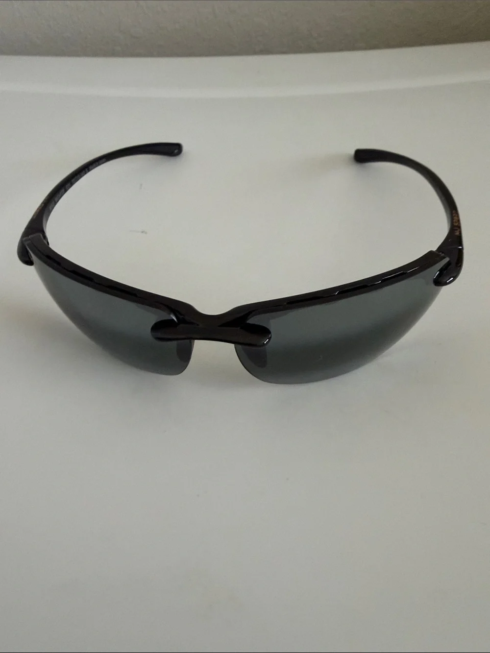 Maui Jim Unisex Banyans Gloss Black Rimless Sunglasses New
